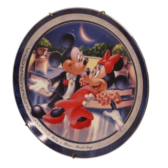 Walt Disney Bradford Exchange Mickey & Minnie Moonlight Tango Collector Plate - Picture 1 of 4